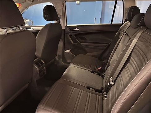 Used 2022 Volkswagen Tiguan S image 16