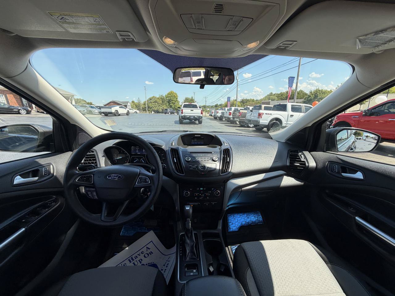 Used 2017 Ford Escape SE FWD image 10