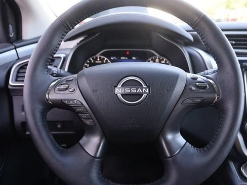 Certified 2024 Nissan Murano SV FWD image 10