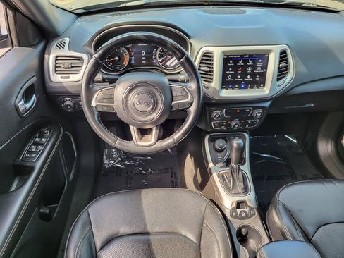 Used 2021 Jeep Compass Latitude AWD/4WD image 13