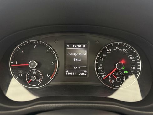 Used 2014 Volkswagen Passat TDI SEL Premium image 18