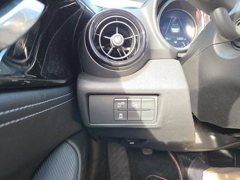Used 2024 MAZDA MX-5 Miata Club RWD image 19