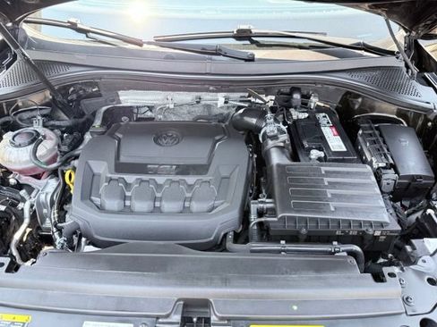 Used 2023 Volkswagen Tiguan SE FWD image 20