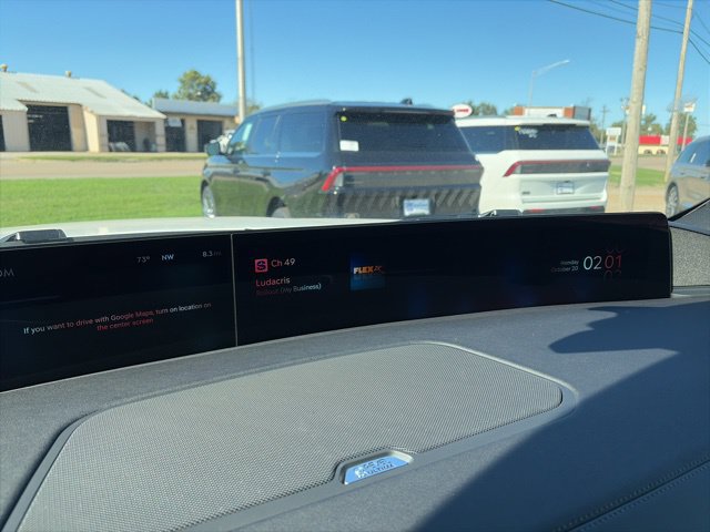 New 2025 Lincoln Navigator Reserve w/ Jet Appearance Package AWD/4WD image 22