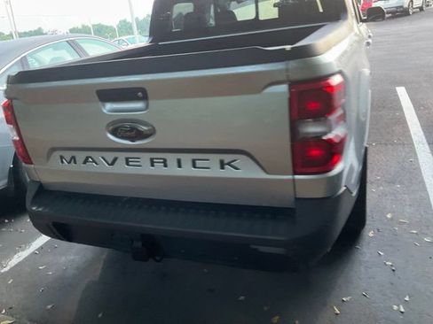 Used 2024 Ford Maverick Lariat w/ Black Appearance Package AWD/4WD image 8