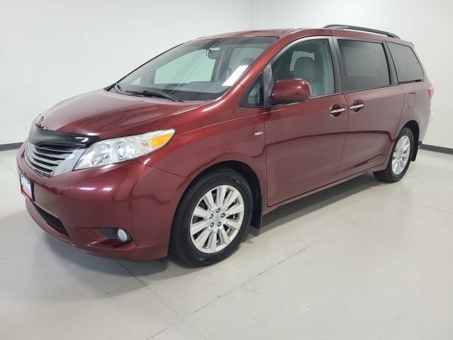 Certified 2017 Toyota Sienna XLE w/ XLE Navigation Package AWD/4WD image 3