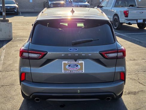 Certified 2024 Ford Escape ST-Line image 5