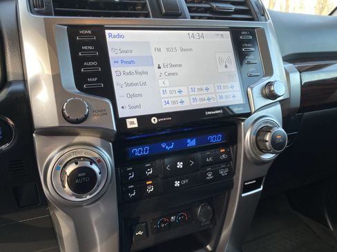 Used 2022 Toyota 4Runner Limited image 34