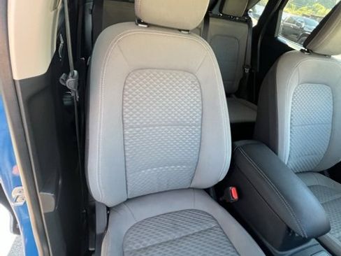 Used 2020 Ford Escape SE image 14