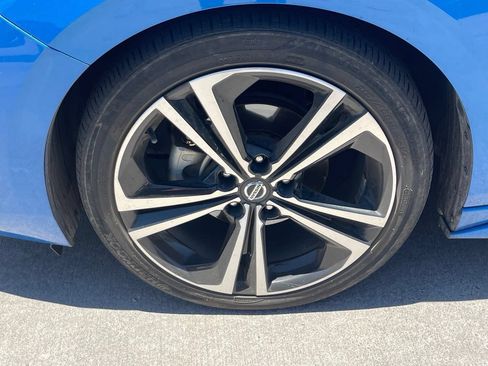 Used 2022 Nissan Sentra SR FWD image 5