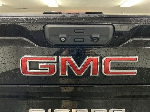 Used 2020 GMC Sierra 2500 SLT w/ SLT Premium Plus Package image 32