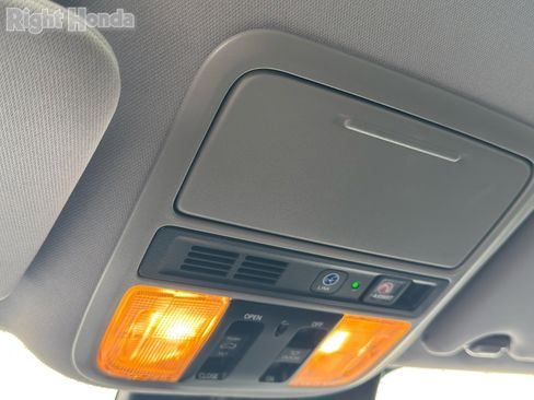 Used 2021 Honda Pilot Touring image 23