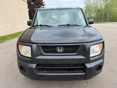 Used 2005 Honda Element EX image 2