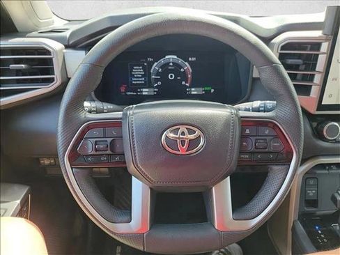 Used 2024 Toyota Sequoia Limited image 22