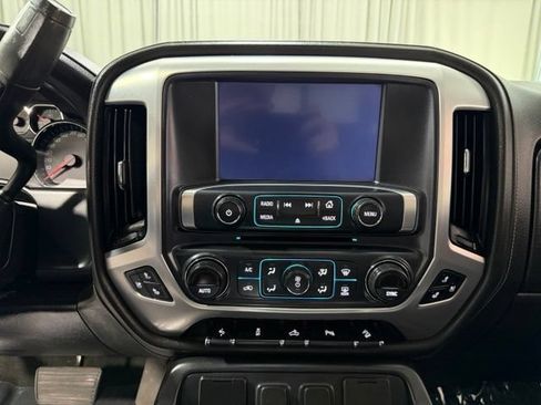 Used 2018 GMC Sierra 1500 SLT w/ SLT Premium Package AWD/4WD image 12