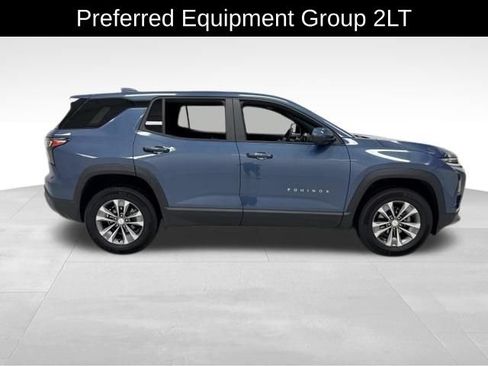 Certified 2025 Chevrolet Equinox LT w/ Safety and Technology Package AWD/4WD image 5