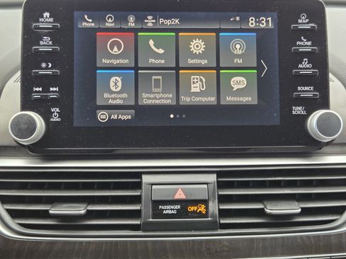 Used 2018 Honda Accord Touring image 13