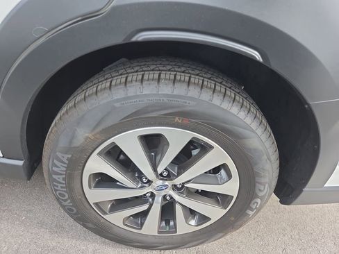 New 2025 Subaru Outback Premium w/ Popular Package #1A image 8