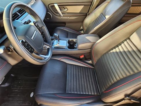 Used 2020 Land Rover Discovery Sport SE R-Dynamic image 13