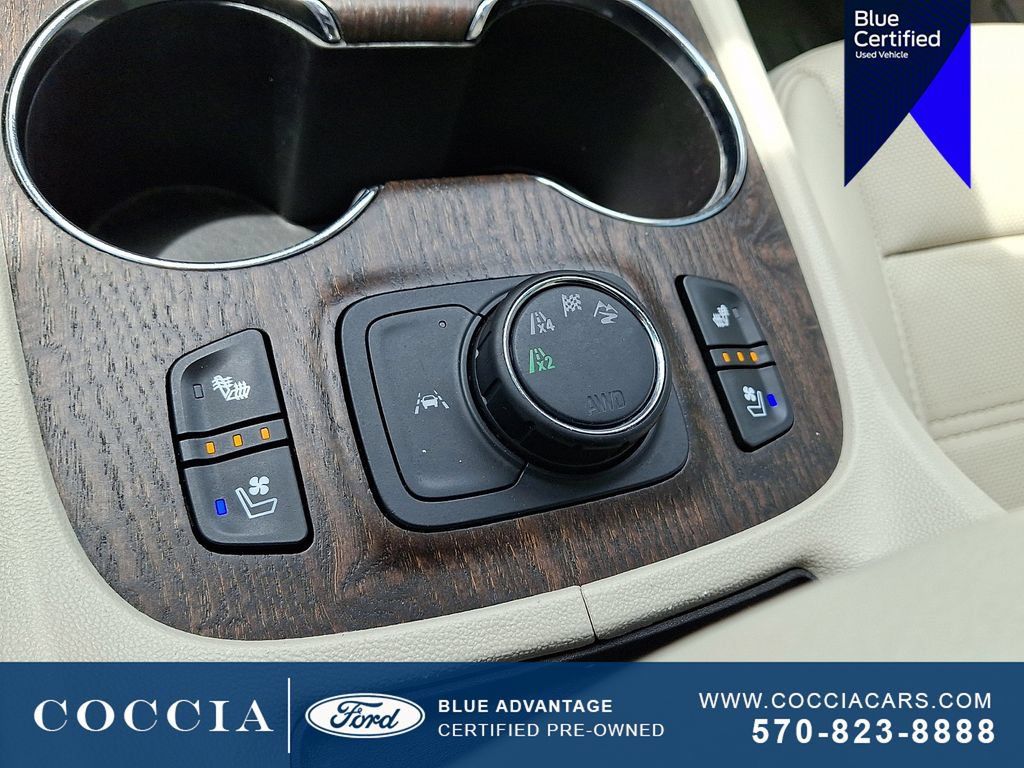 Used 2021 GMC Acadia Denali w/ Denali Technology Package AWD/4WD image 26