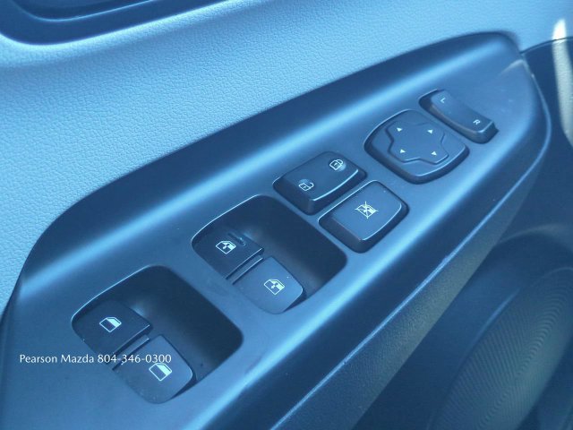Used 2023 Hyundai Kona SEL FWD image 23