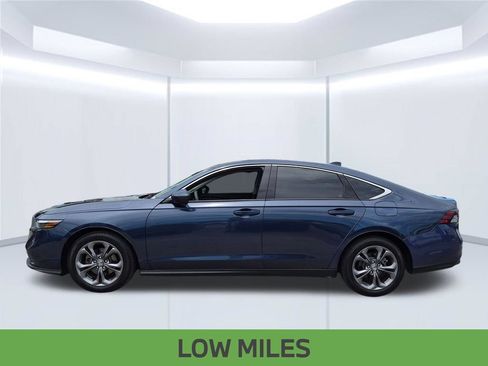 Used 2024 Honda Accord EX image 2