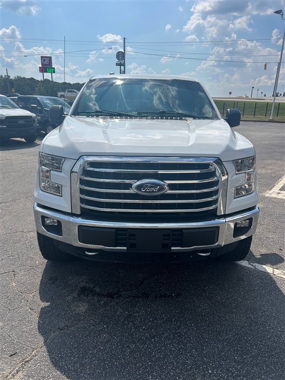 Used 2016 Ford F150 XLT w/ Equipment Group 302A Luxury AWD/4WD image 3