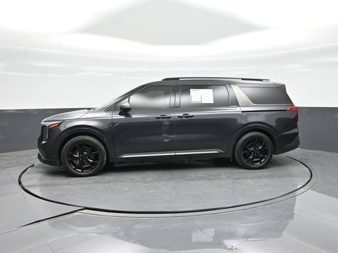 Used 2026 Kia Carnival SX w/ SX Dark Edition Package FWD image 8