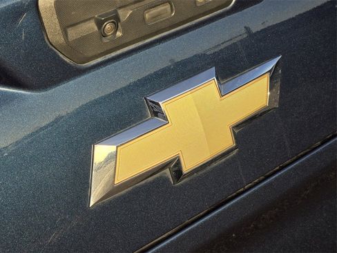 Used 2022 Chevrolet Silverado 1500 Custom w/ Safety Confidence Package image 9