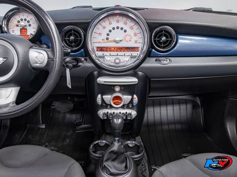 Used 2009 MINI Cooper Convertible image 11