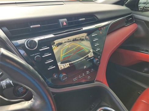 Used 2020 Toyota Camry XSE image 14