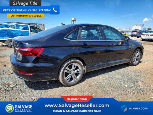 Used 2020 Volkswagen Jetta R-Line w/ R-Line Cold Weather Package FWD image 4