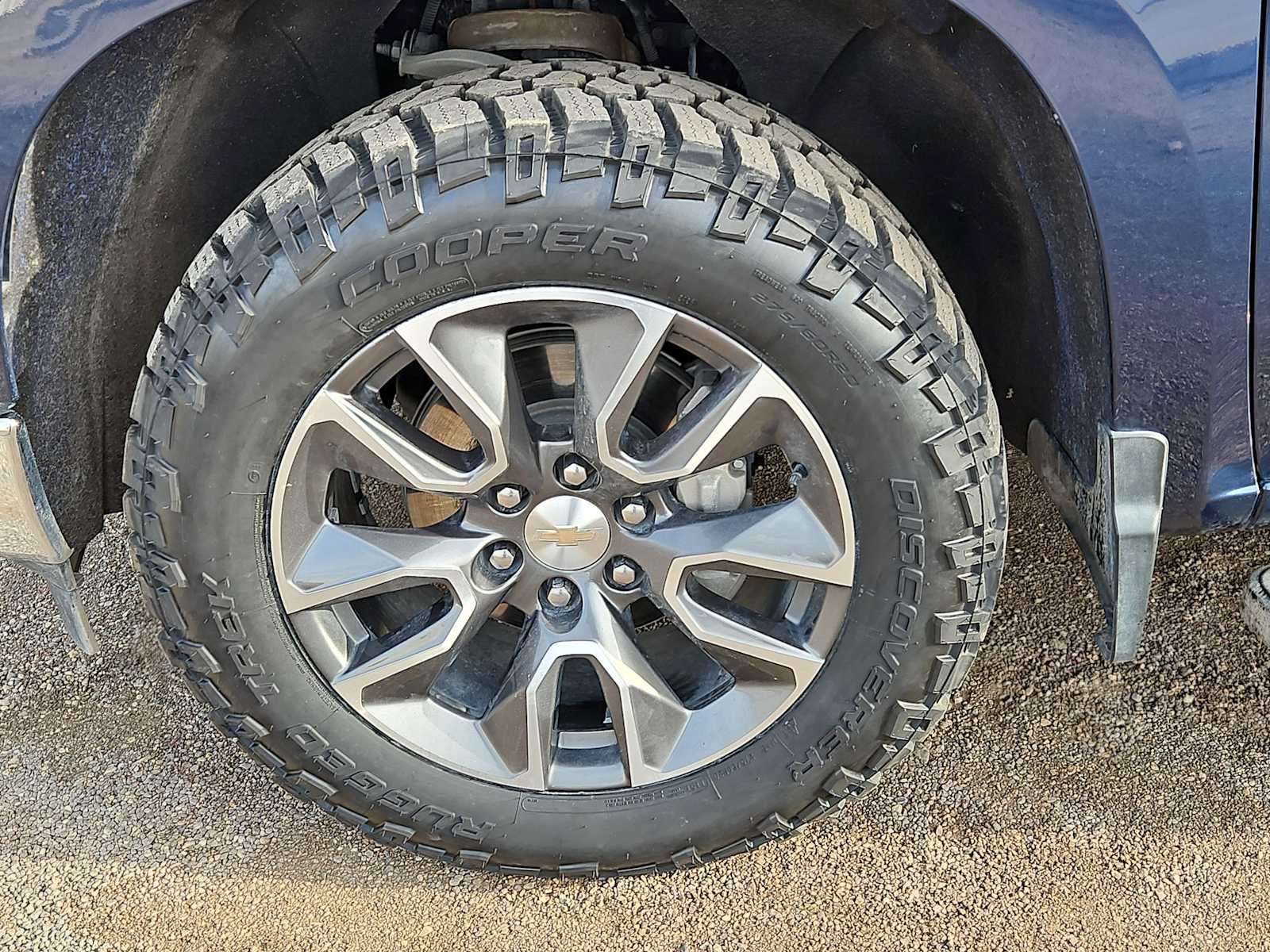 Used 2023 Chevrolet Silverado 1500 LT RWD image 13
