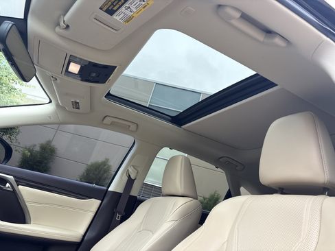 Used 2020 Lexus RX 350 AWD w/ Luxury Package image 28