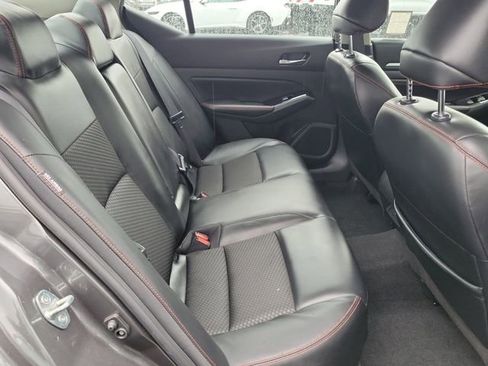 Used 2023 Nissan Altima 2.5 SR image 17