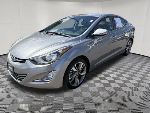Used 2014 Hyundai Elantra Limited w/ Option Group 03 FWD image 3