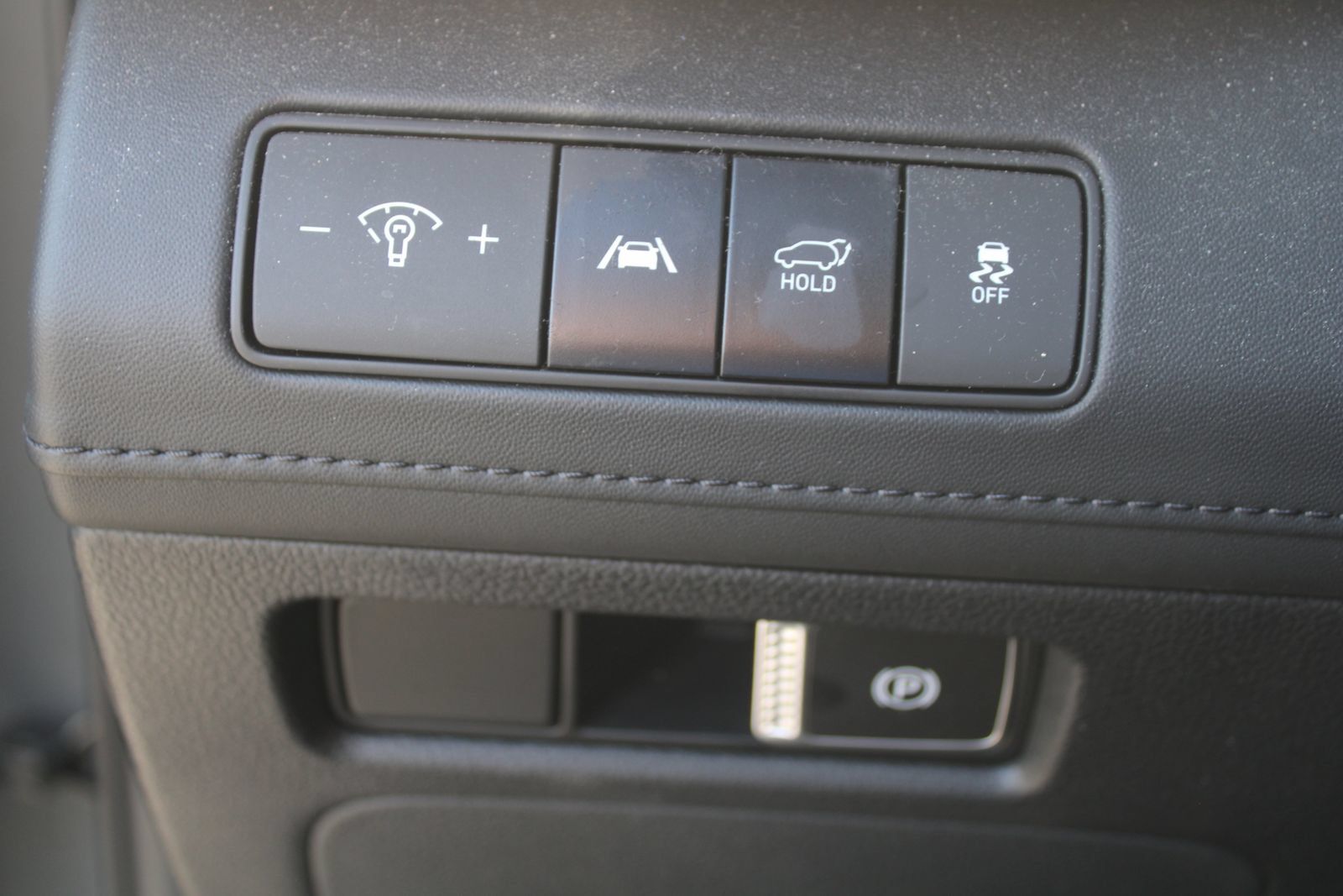Used 2023 Hyundai Santa Fe Calligraphy AWD/4WD image 29