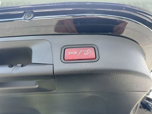 Used 2025 Mercedes-Benz GLA 250 image 28