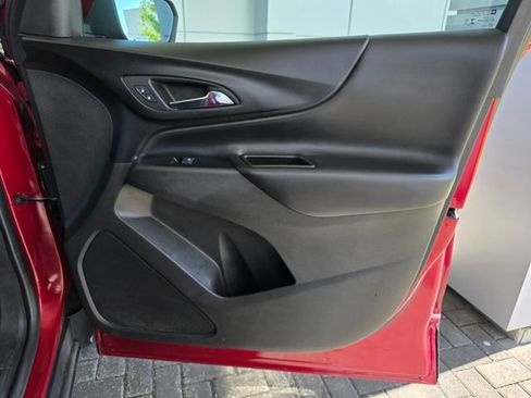 Used 2019 Chevrolet Equinox LT AWD/4WD image 8