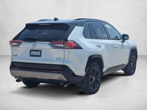 Used 2025 Toyota RAV4 XSE w/ Advanced Technology Package AWD/4WD image 5