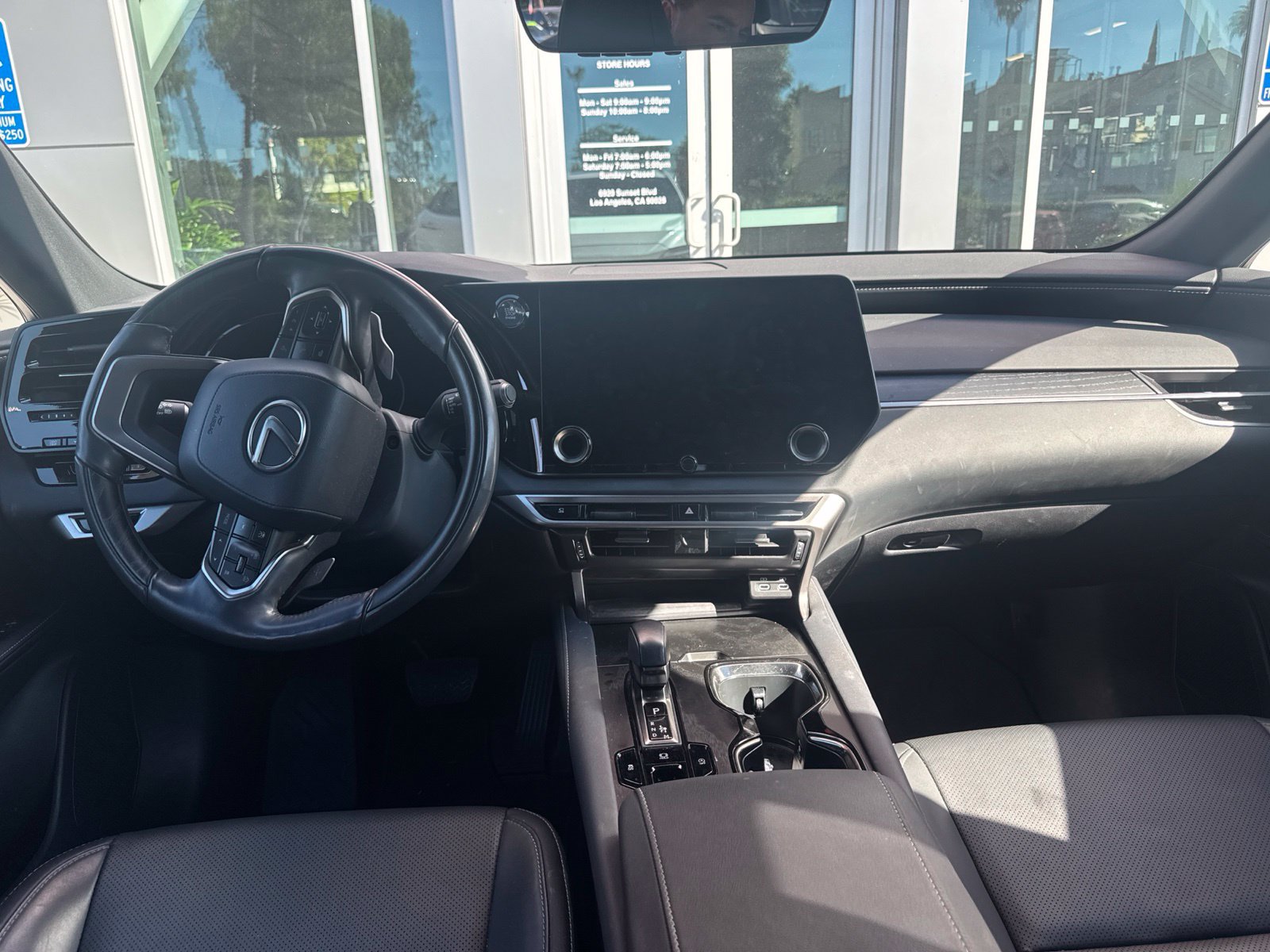 Used 2024 Lexus RX 350 Premium w/ Convenience Package FWD image 6