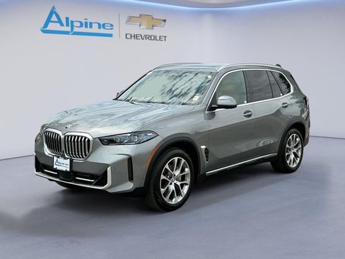 Used 2026 BMW X5 xDrive40i w/ Premium Package AWD/4WD image 1