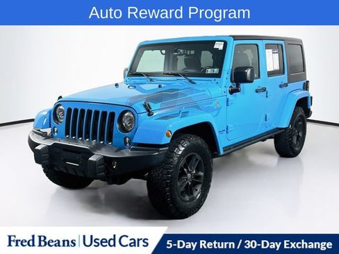 Used 2017 Jeep Wrangler Unlimited Sahara AWD/4WD image 3