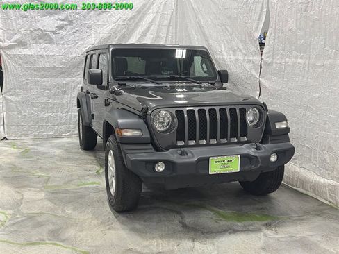 Used 2019 Jeep Wrangler Unlimited Sport S image 31
