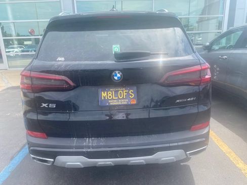 Used 2022 BMW X5 xDrive40i w/ Premium Package AWD/4WD image 6