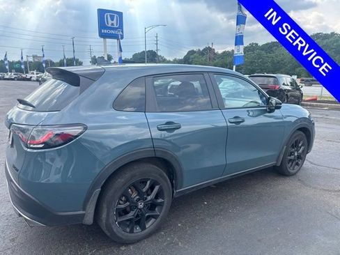 Used 2025 Honda HR-V Sport image 6