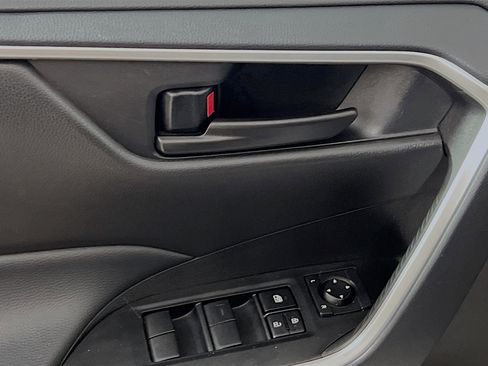 Used 2024 Toyota RAV4 LE image 17