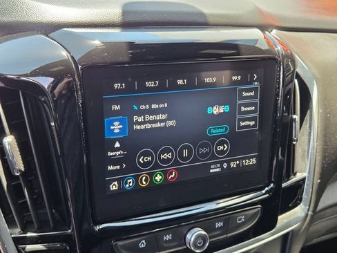 Certified 2023 Chevrolet Traverse LT FWD image 20