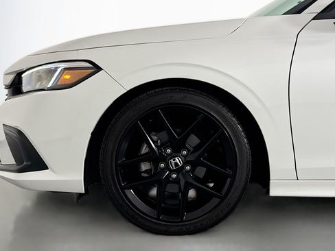 Used 2024 Honda Civic Sport image 10