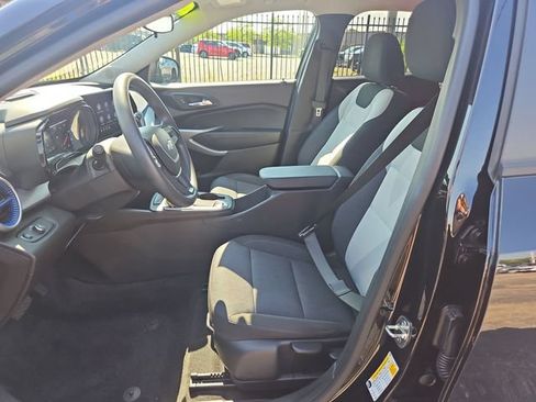 Used 2024 Chevrolet Trax LS w/ Driver Confidence Package FWD image 10